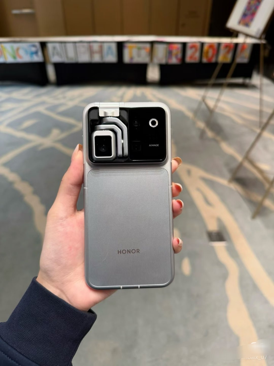 网传华强北版本荣耀 Robot Phone 有望实现，不现实！Robot Pho