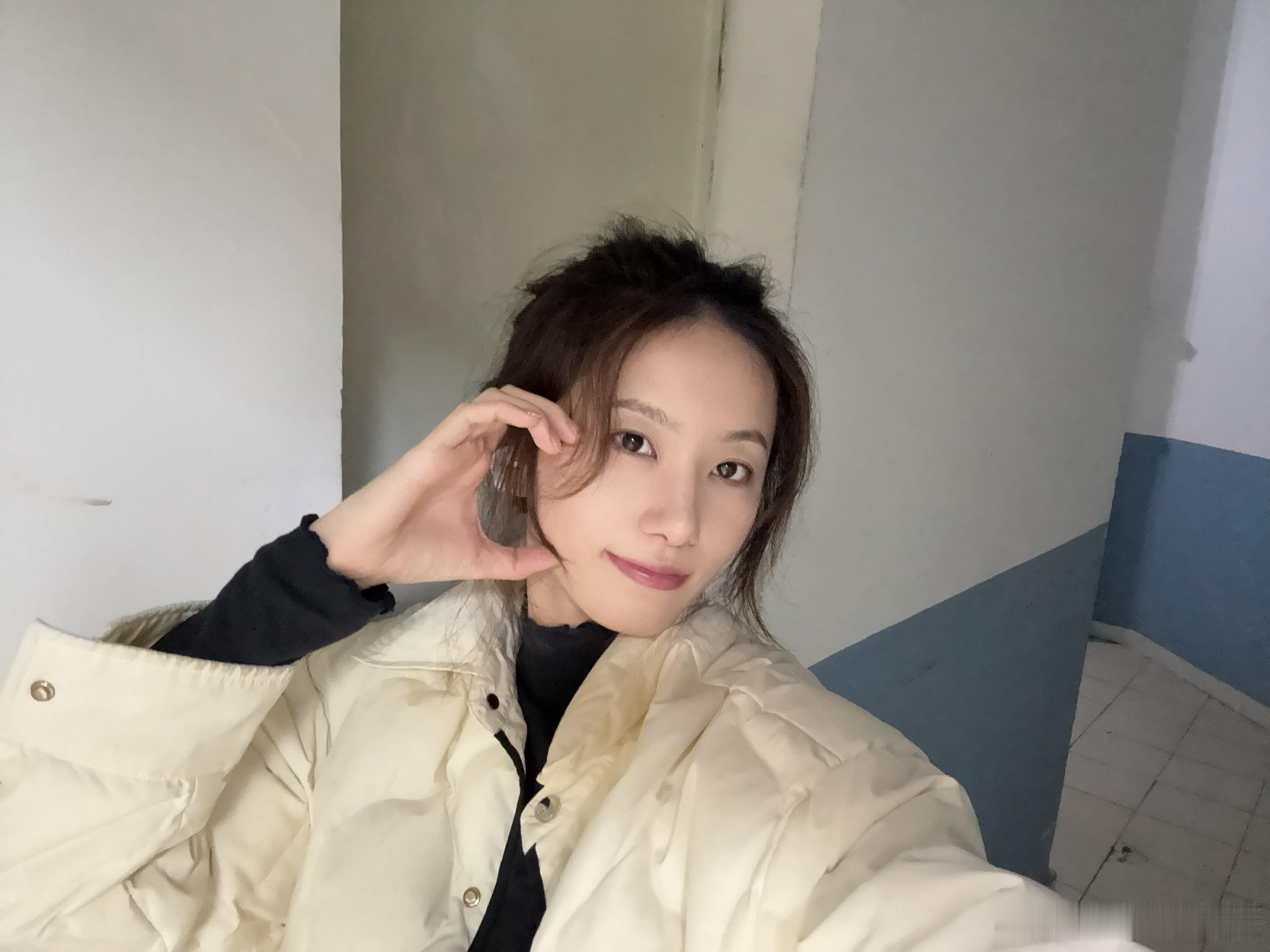 爱你哦给你剥一颗栗子晚安 ​​​