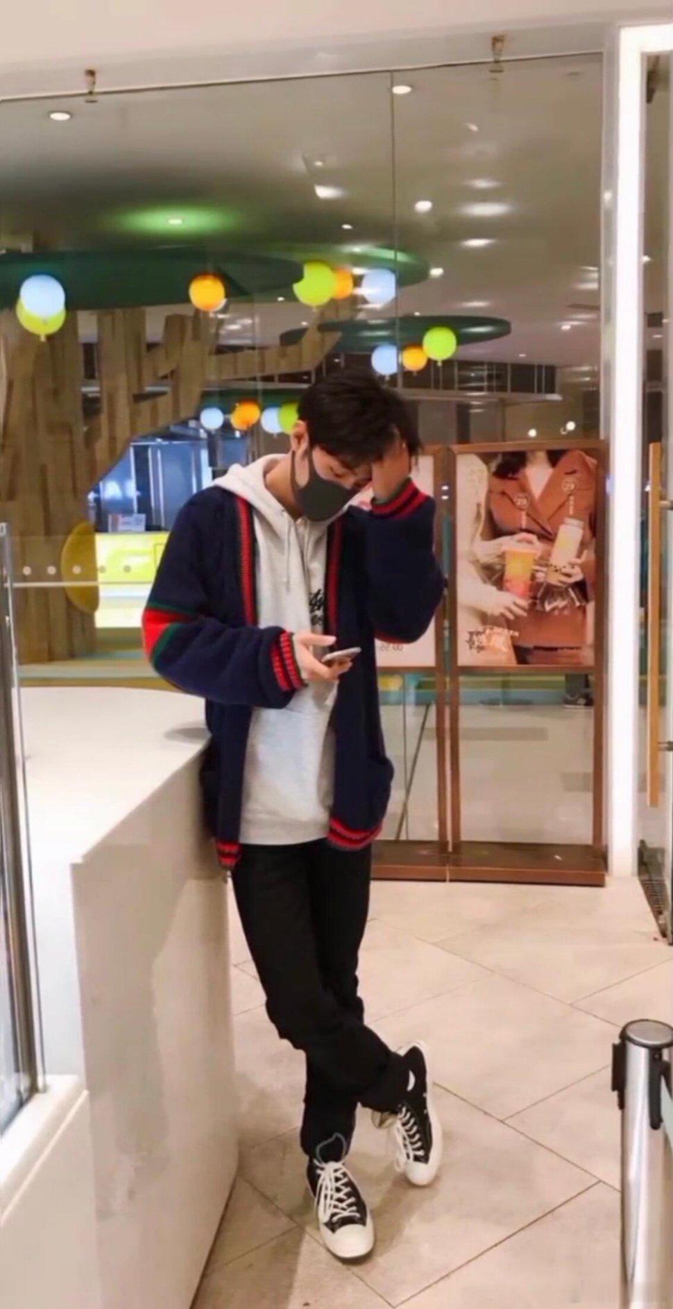 这张呆桃没见过 