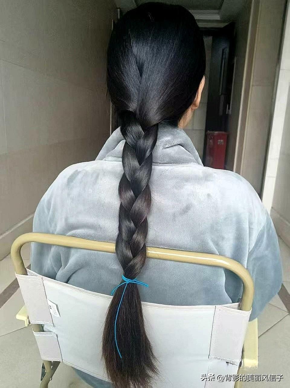 低马尾编发，清新自然，适合日常穿搭！