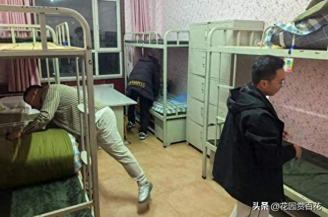 祁连县免费安置滞留游客，占用学生宿舍惹出争议