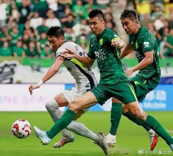 看了三镇对国安这场，心里真是堵得慌。感觉球队又在走去年的老路，换教练的问题又犯了