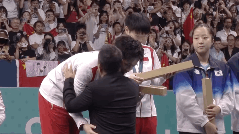 几个厉害又可爱的小朋友 这氛围太好了[打call] 奥林匹克精神永存🫶🏻#孙