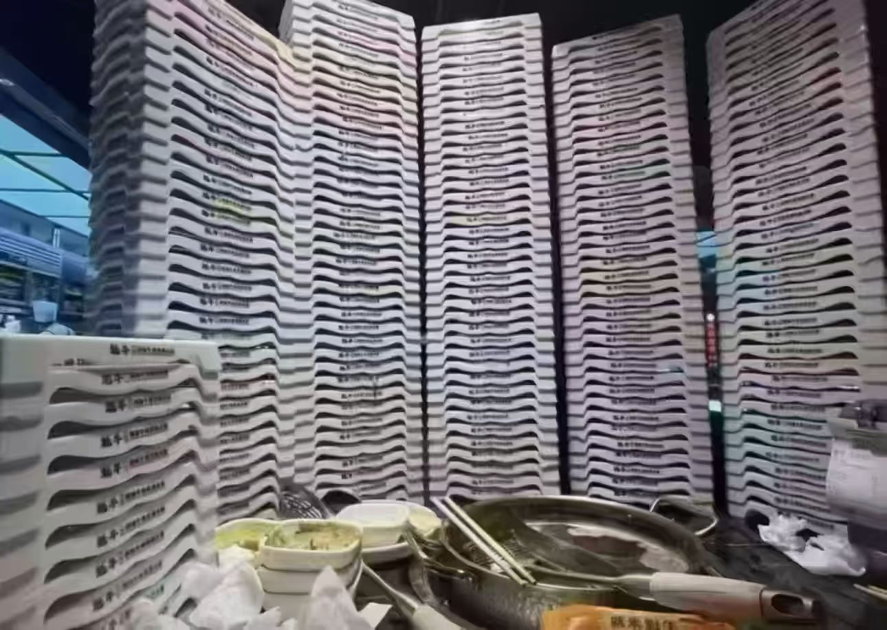 吃了点儿自助餐 朋友问我是哪里的楼盘 