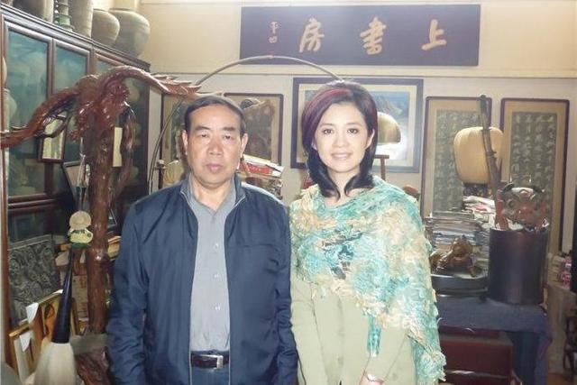 “流氓作家”贾平凹，语出惊人，他说：人老了，躺在病床上才明白，最大的“靠山”，不
