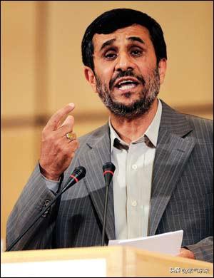 伊朗前总统内贾德号称“反美斗士”

竟然还活着！

到底活着还是遇袭，只有内贾德