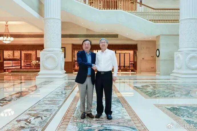 奇瑞控股集团董事长尹同跃与华为创始人任正非在深圳华为总部会晤，“一个更强大的智界
