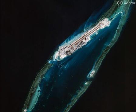 中国绝不会再给第二次“点到为止“的误判空间！越南正往中国南海大量倾倒水泥和沙石，