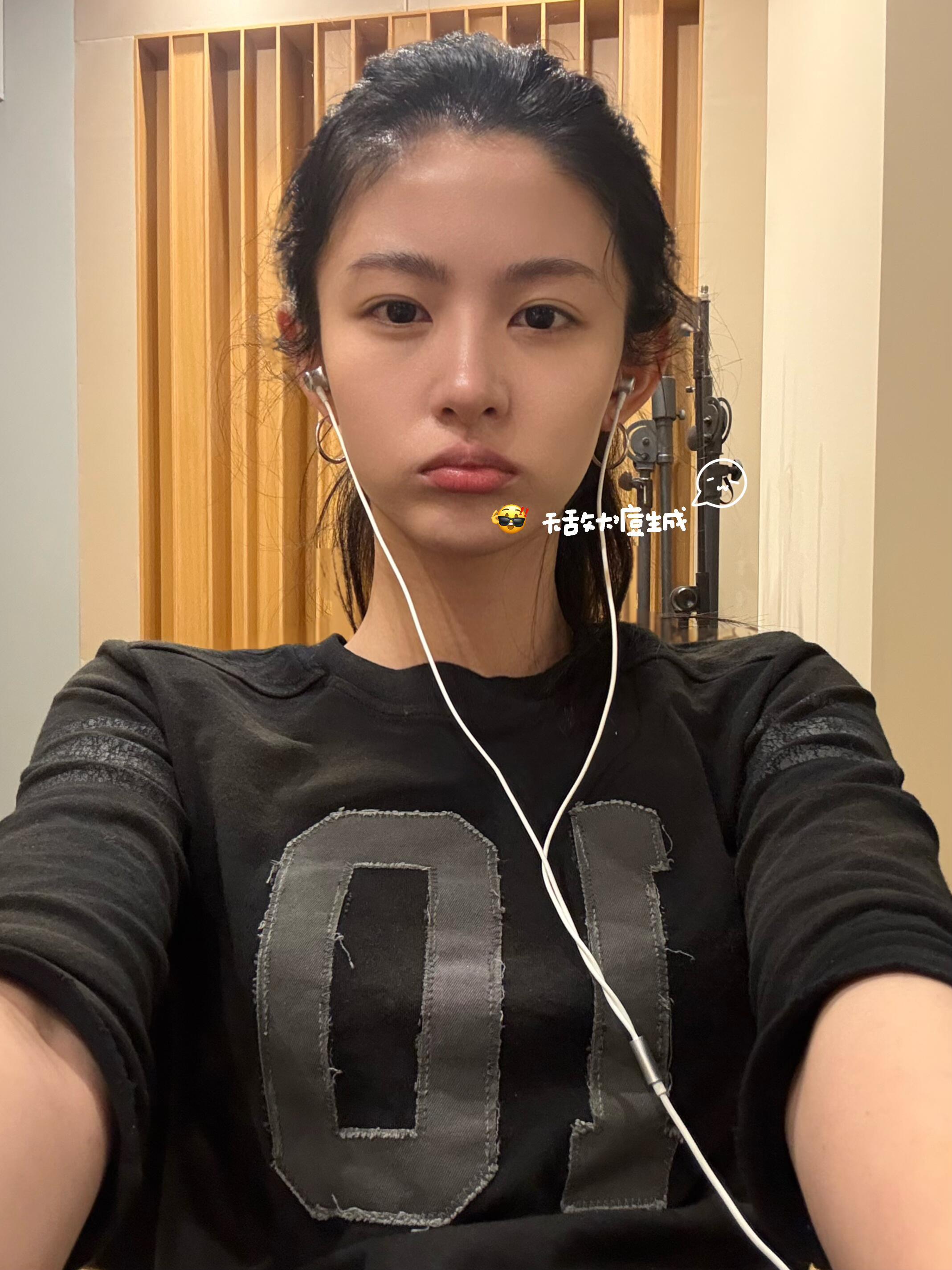 素颜状态真好 ​​​