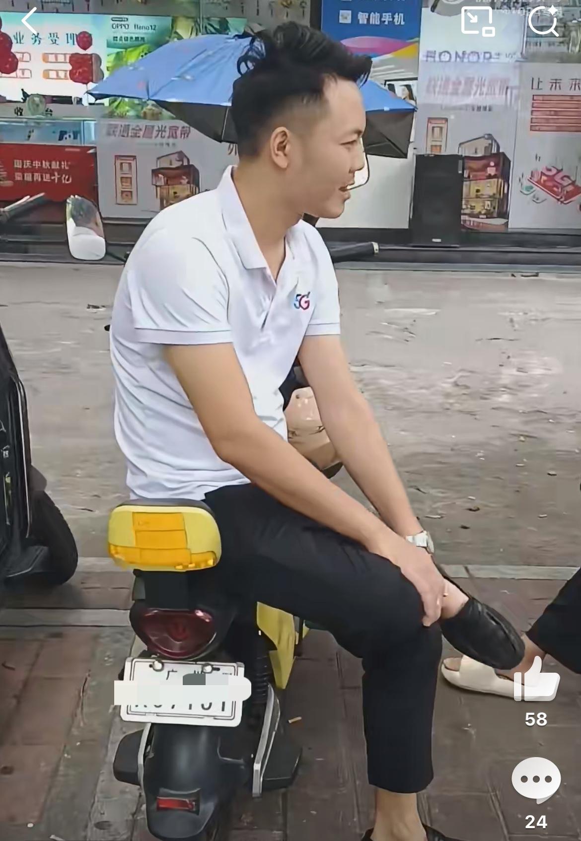 网友广州嘉禾望岗地铁站遭遇扫码抽奖骗局，很多人留言上当。这一伙人长期盘踞嘉禾望岗