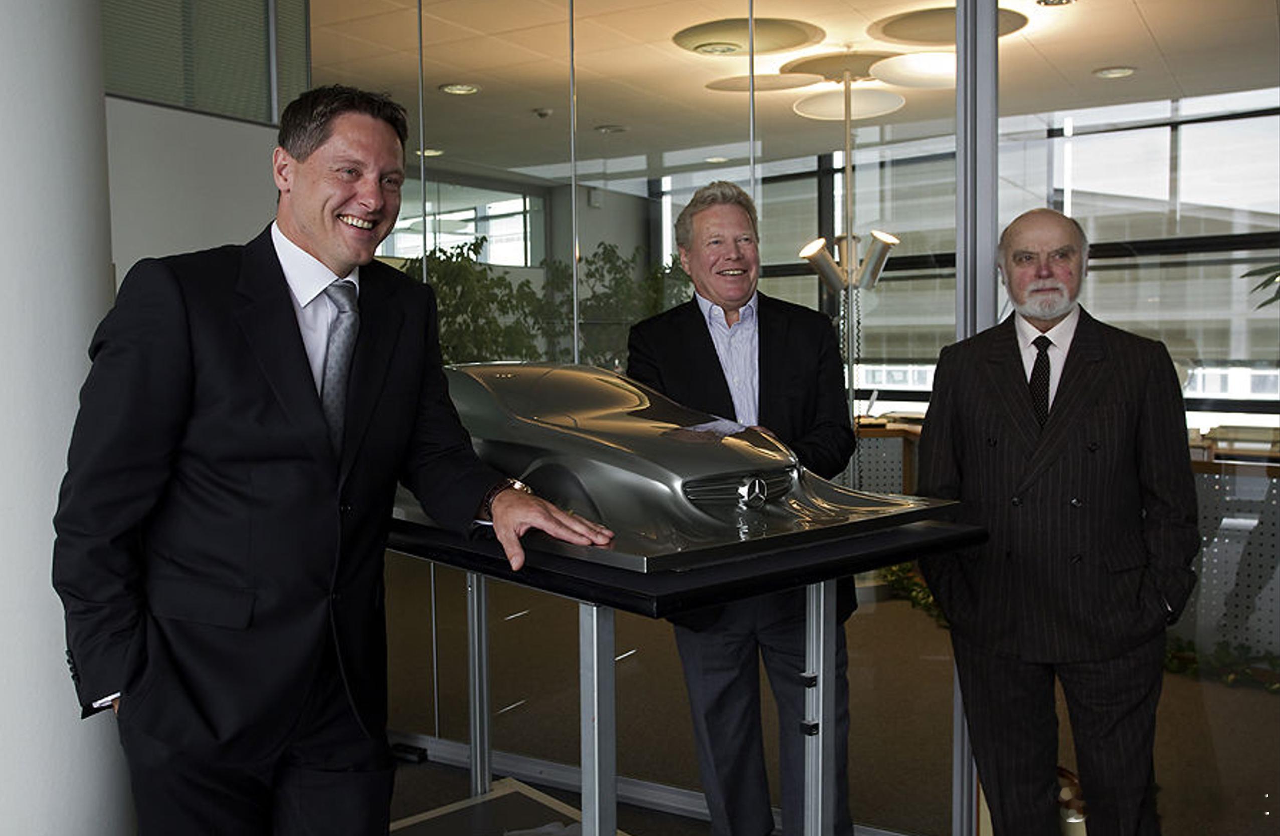 持续近50年的三代奔驰设计负责人 奔驰号外 1975-1999 Bruno Sa