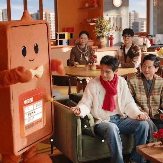 李现到底在擀什么 谁还没刷到李现的淘宝闪购年货节大片！男神过年都逃不过备年货的节