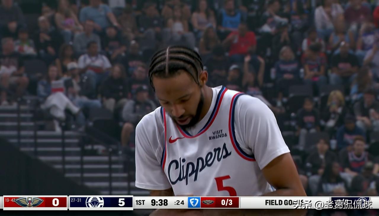 我强烈建议快船老板鲍尔默给小琼斯加薪！在今天快船主场以137：117大胜鹈鹕的比