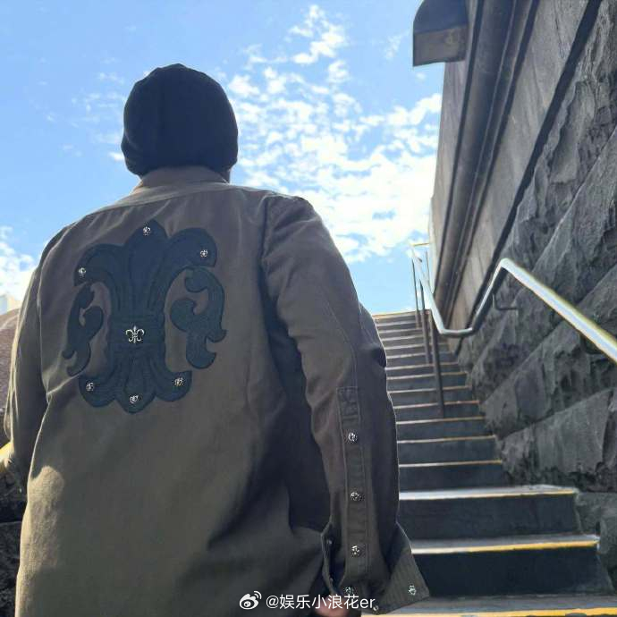 周杰伦 三月十八你们等着周杰伦预告新专时间 “三月十八，你们等着~” 