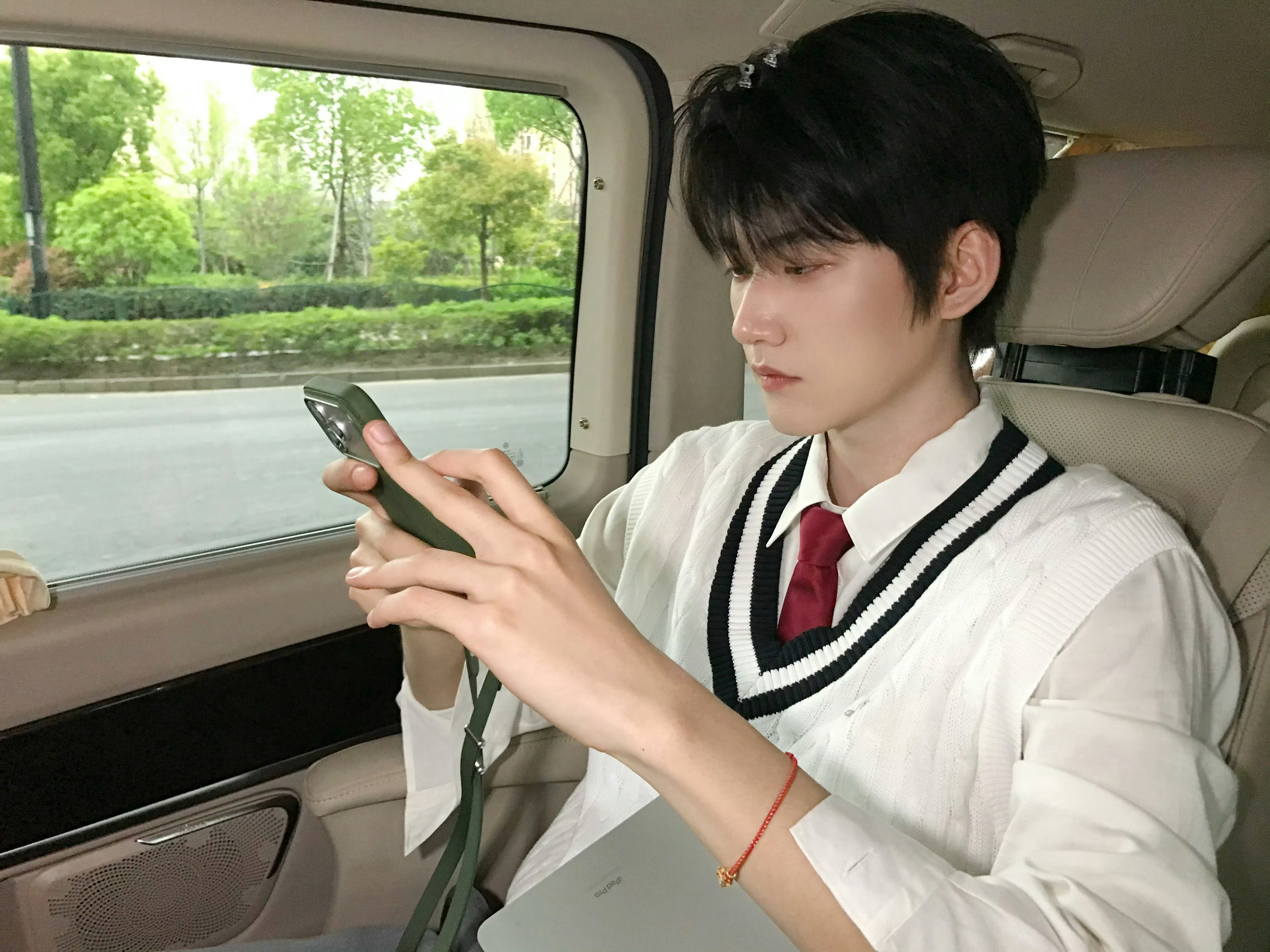 周柯宇💐  春天的礼物🎁 