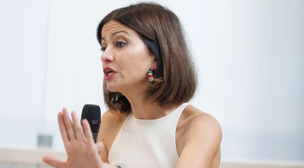 外交从来不是无底线妥协。以色列若问心无愧，就该接受国际调查，而非用威胁和否认掩盖