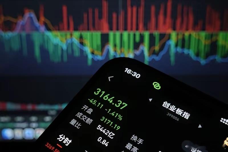 2026年8月26号16:10个股人气排名:1杭电股份。2开开实业。3楚天龙。4