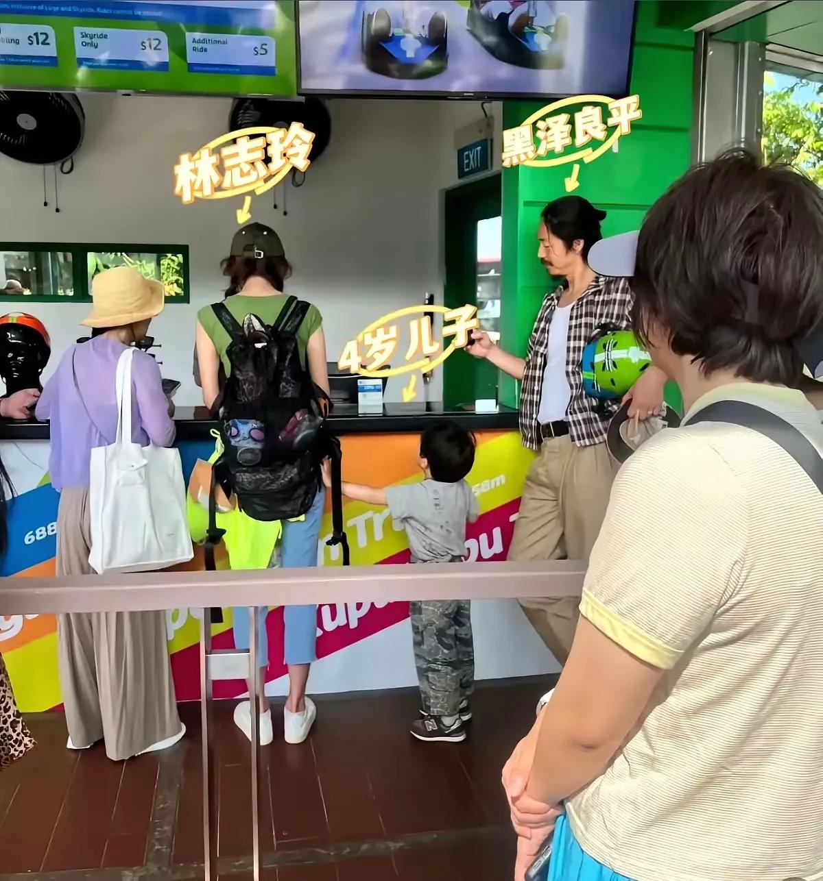 林志玲甘愿当“保姆”
林志玲和老公带孩子新加波旅行，黑泽良平全程当甩手掌柜，只顾