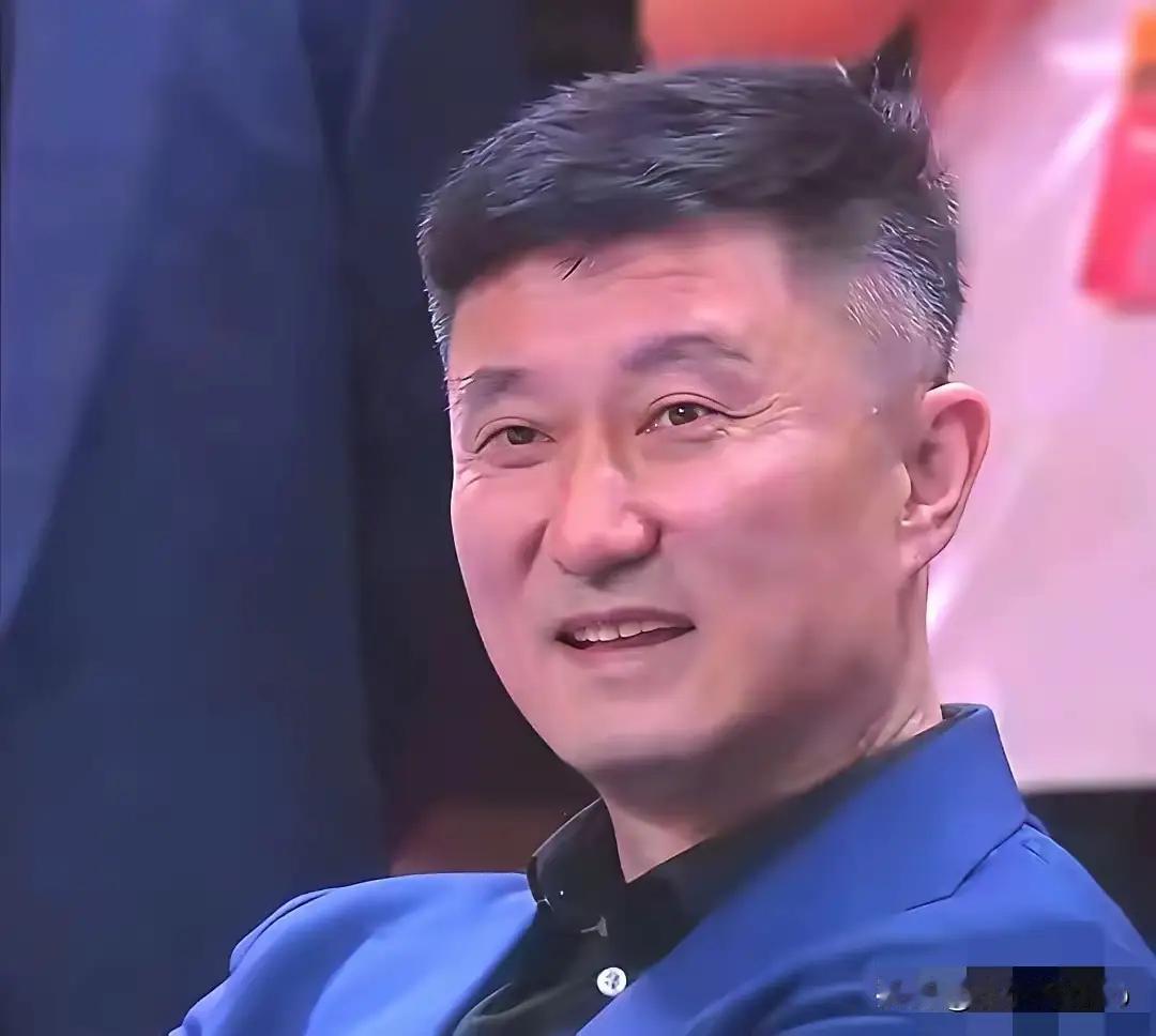 你会支持杜锋继续以合理合规的惩罚方式来拯救徐昕吗？
G3的门票卖光了，这么多球迷