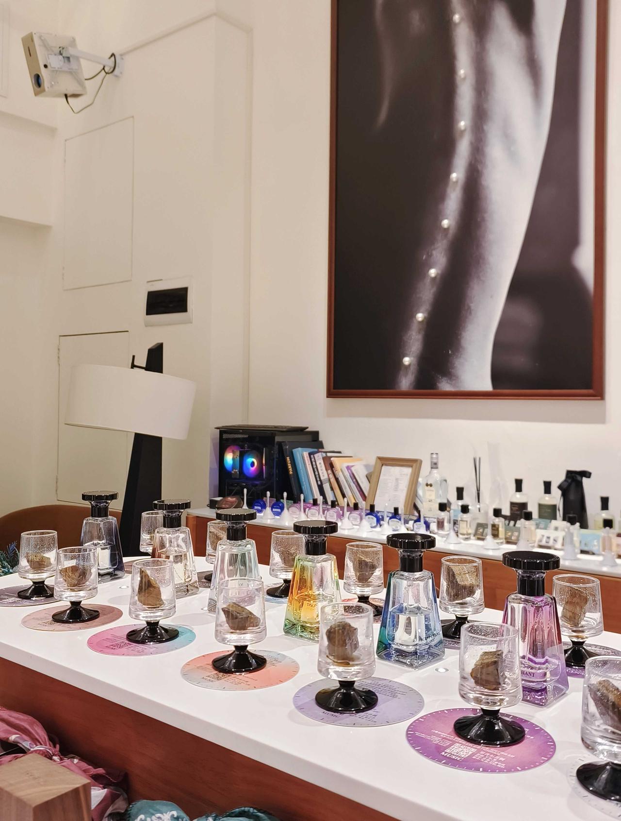 永庆坊丨未见其店先闻其香🎐
📍广州 SCENT CHANT宣香(永庆坊店)