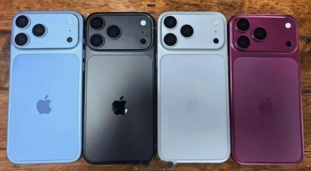 iPhone18ProMax配色最好看的还是银色，然后下来是蓝色，下来是黑色，最