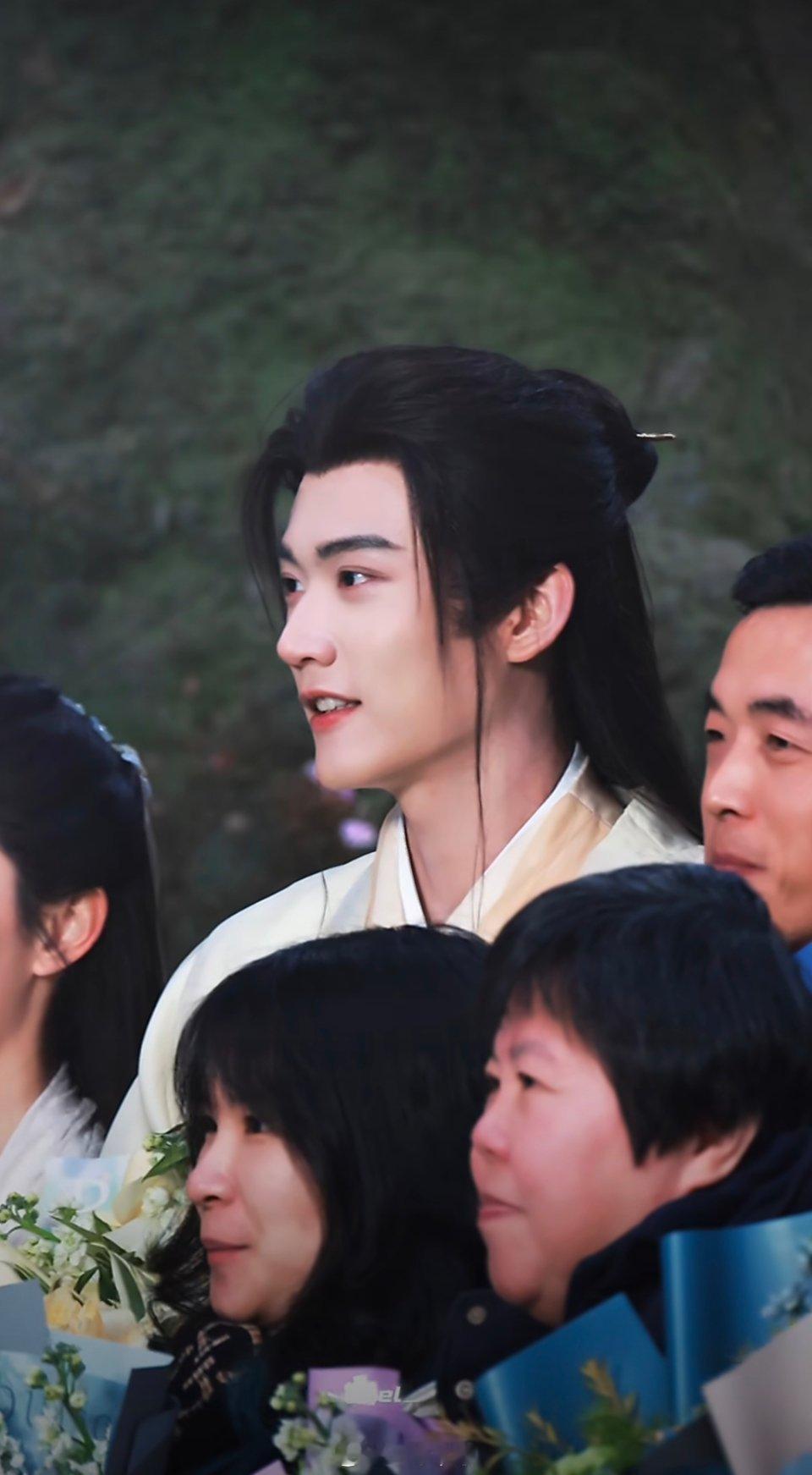 周柯宇《金吾不禁》杀青路透 