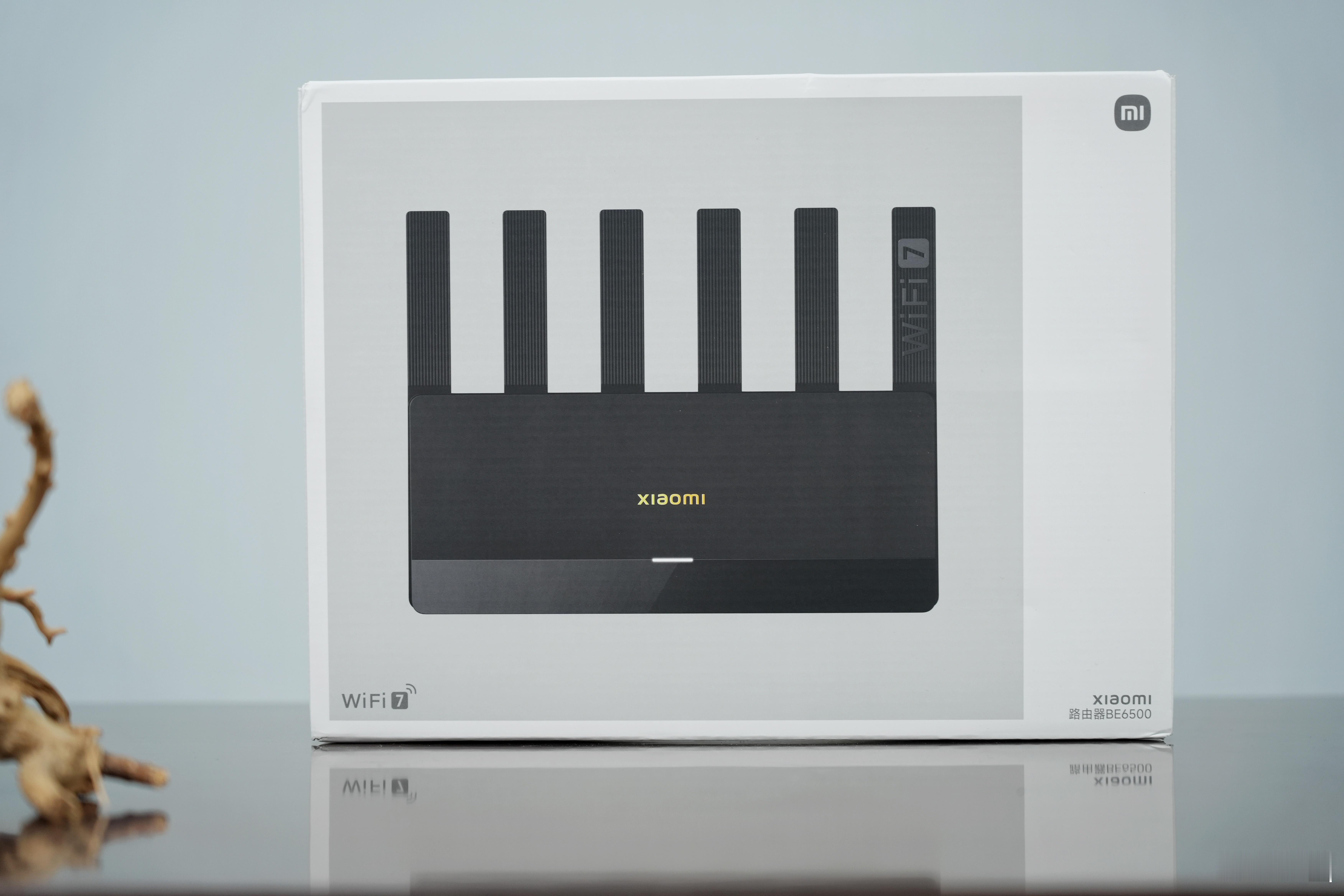 分享一波今天开售的#WiFi7# 路由器——小米路由器BE6500还是熟悉的设计