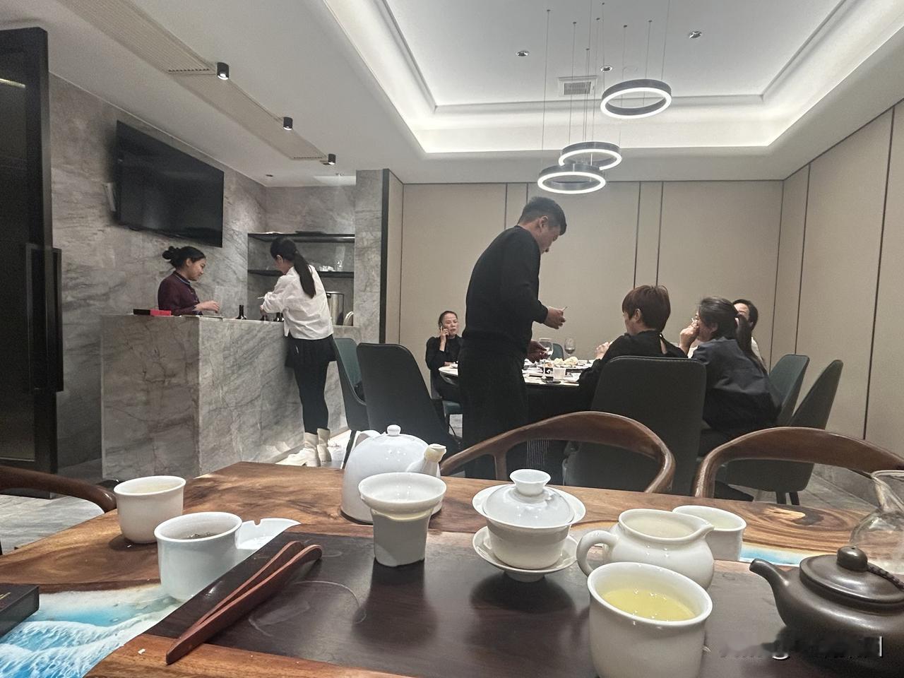 茶香满溢，人间至味。