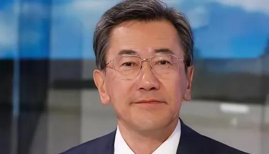 日本前大使山上信吾在接受德国媒体采访时说，“中国已不再是日本以前熟悉的中国了，眼