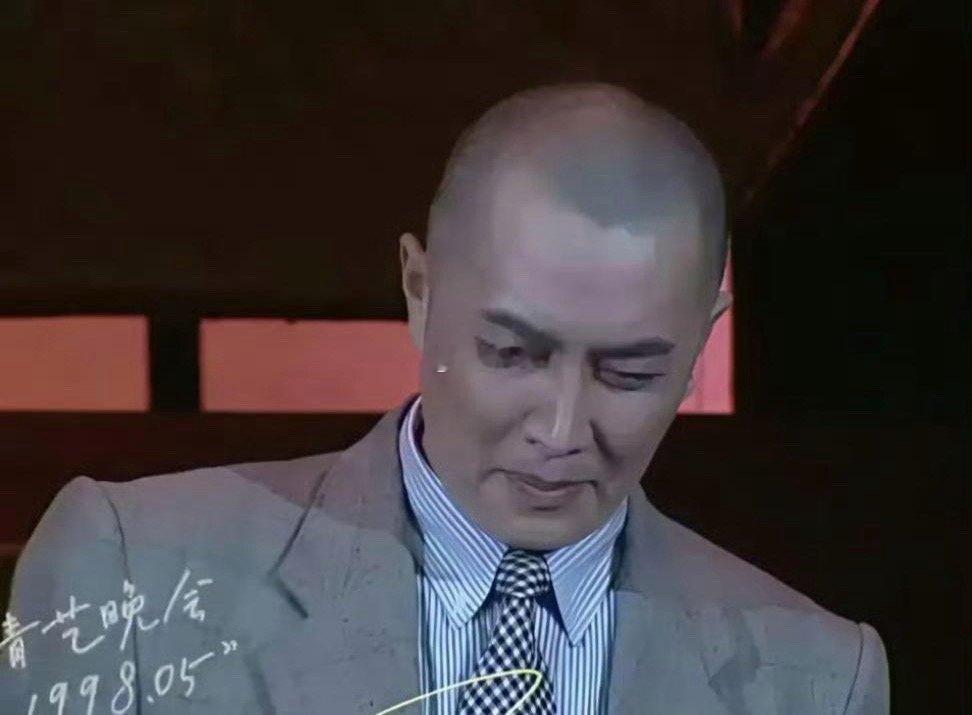 98年的唐国强 可以说是那时最红的小生之一