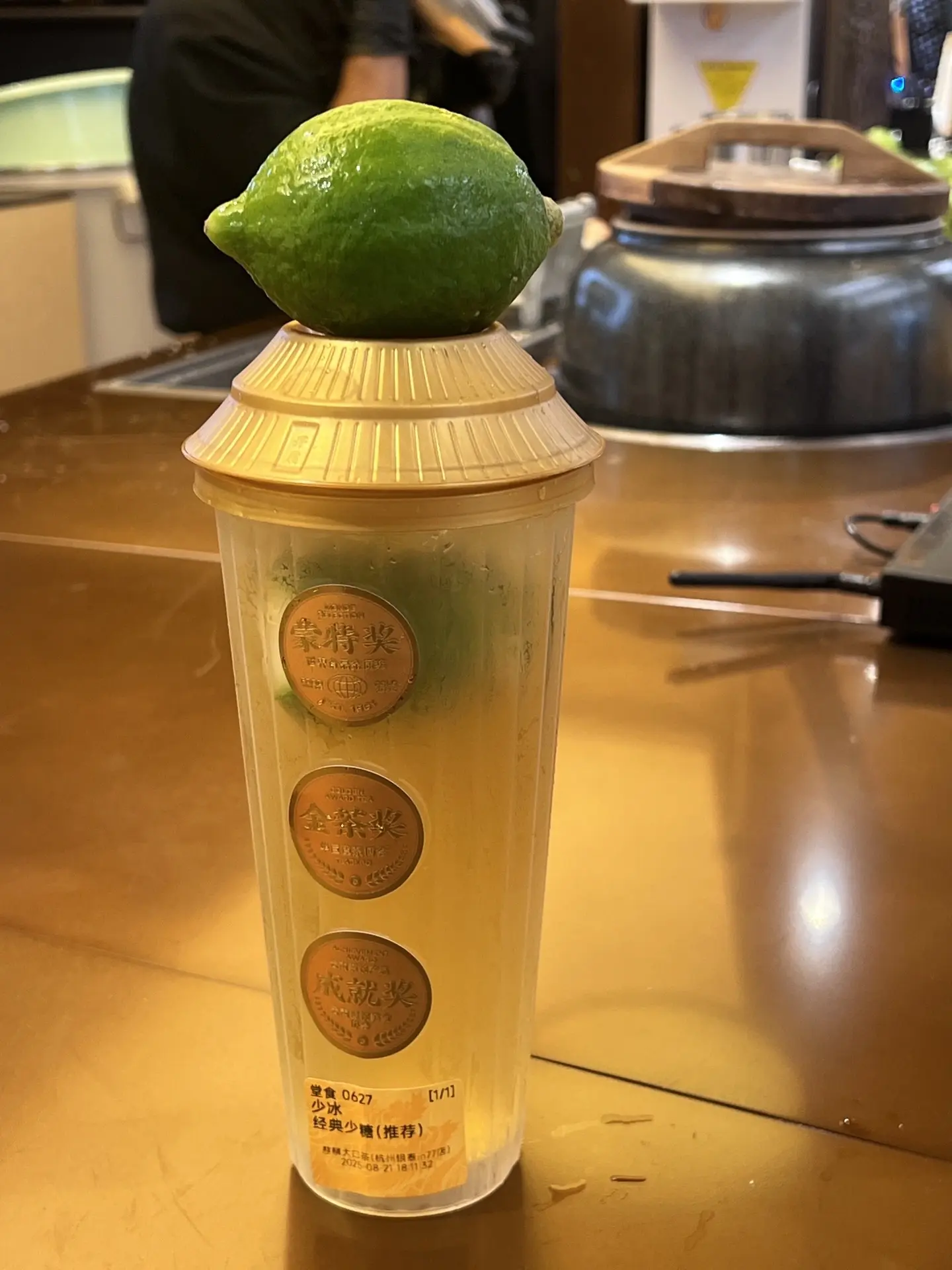 这口茶有点好喝