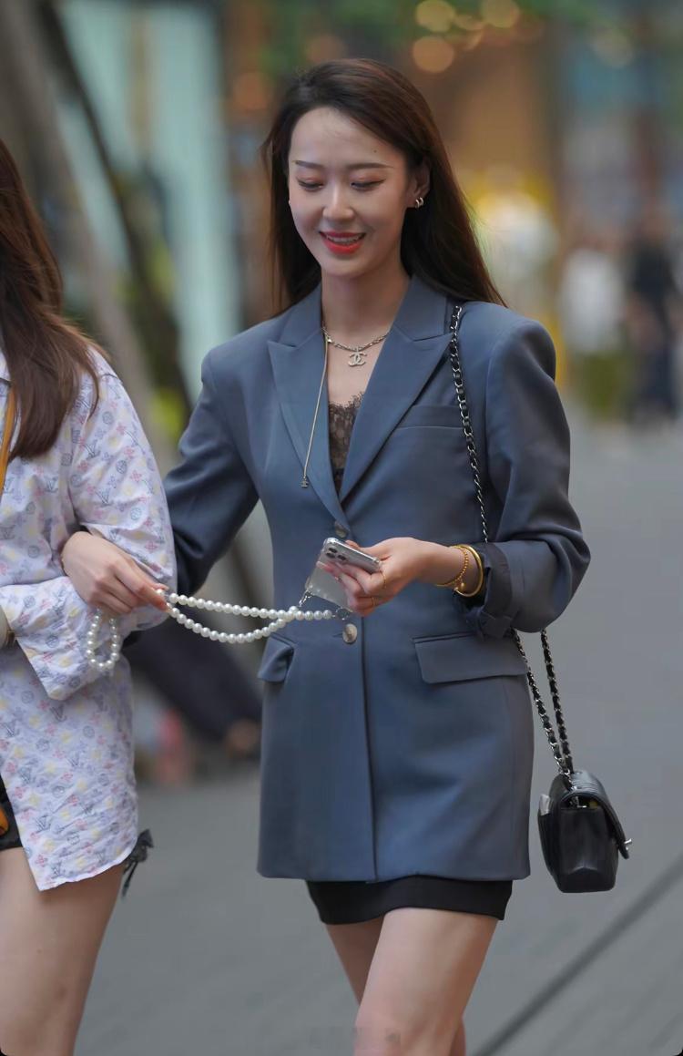 阿姨美拍专注气质小阿姨三十年 ​​​