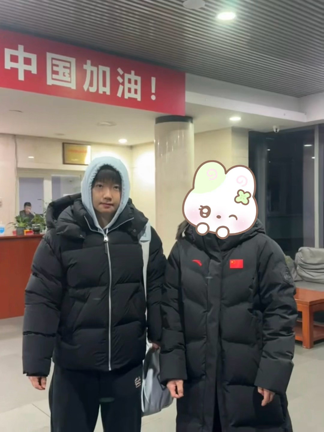 我有一个帽衫
