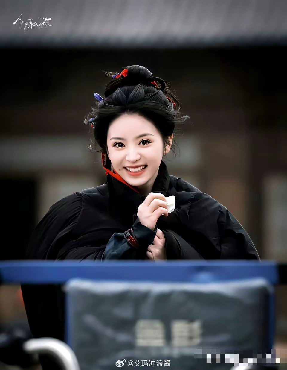 田曦薇没刘海和邢菲长得一模一样