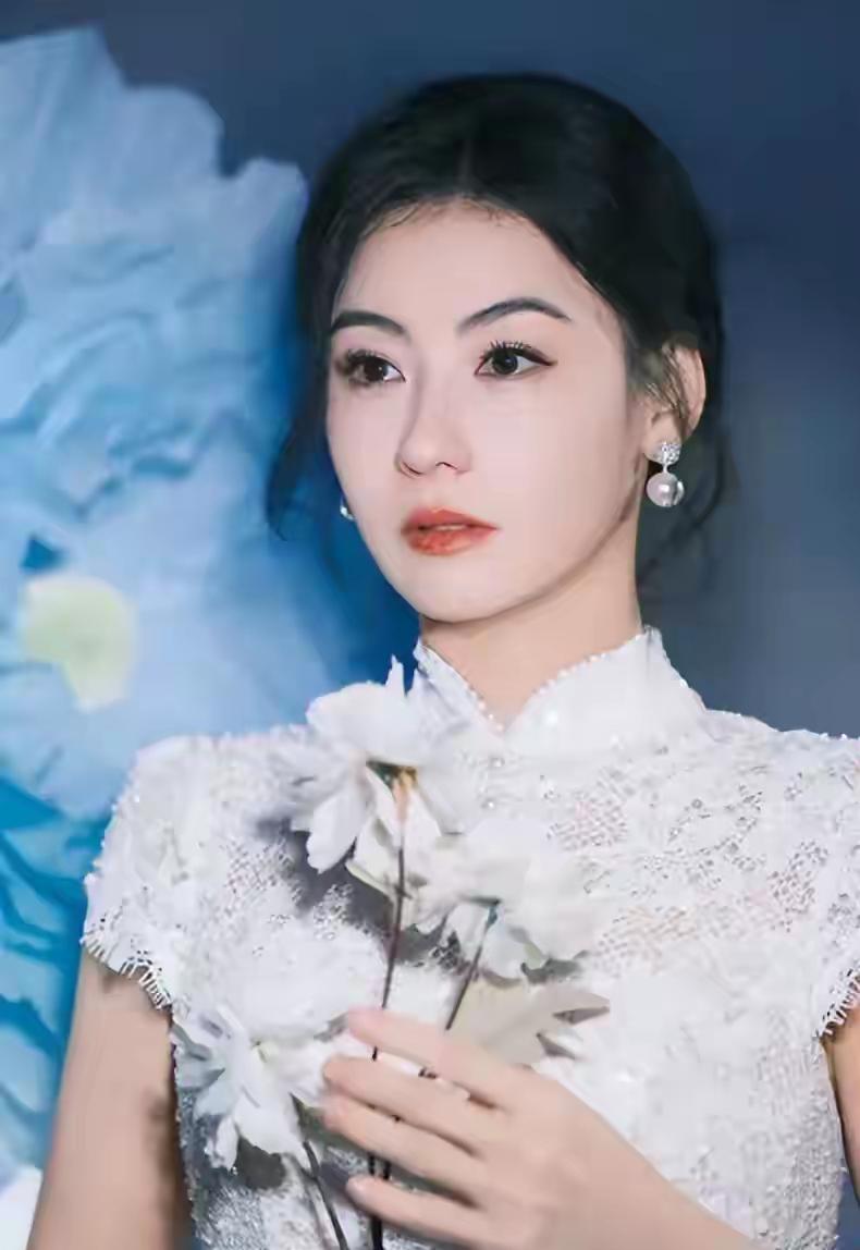 我有强烈的预感，
周星驰的电影《功夫女足》，
又要大火一波了，原因很简单，张柏芝