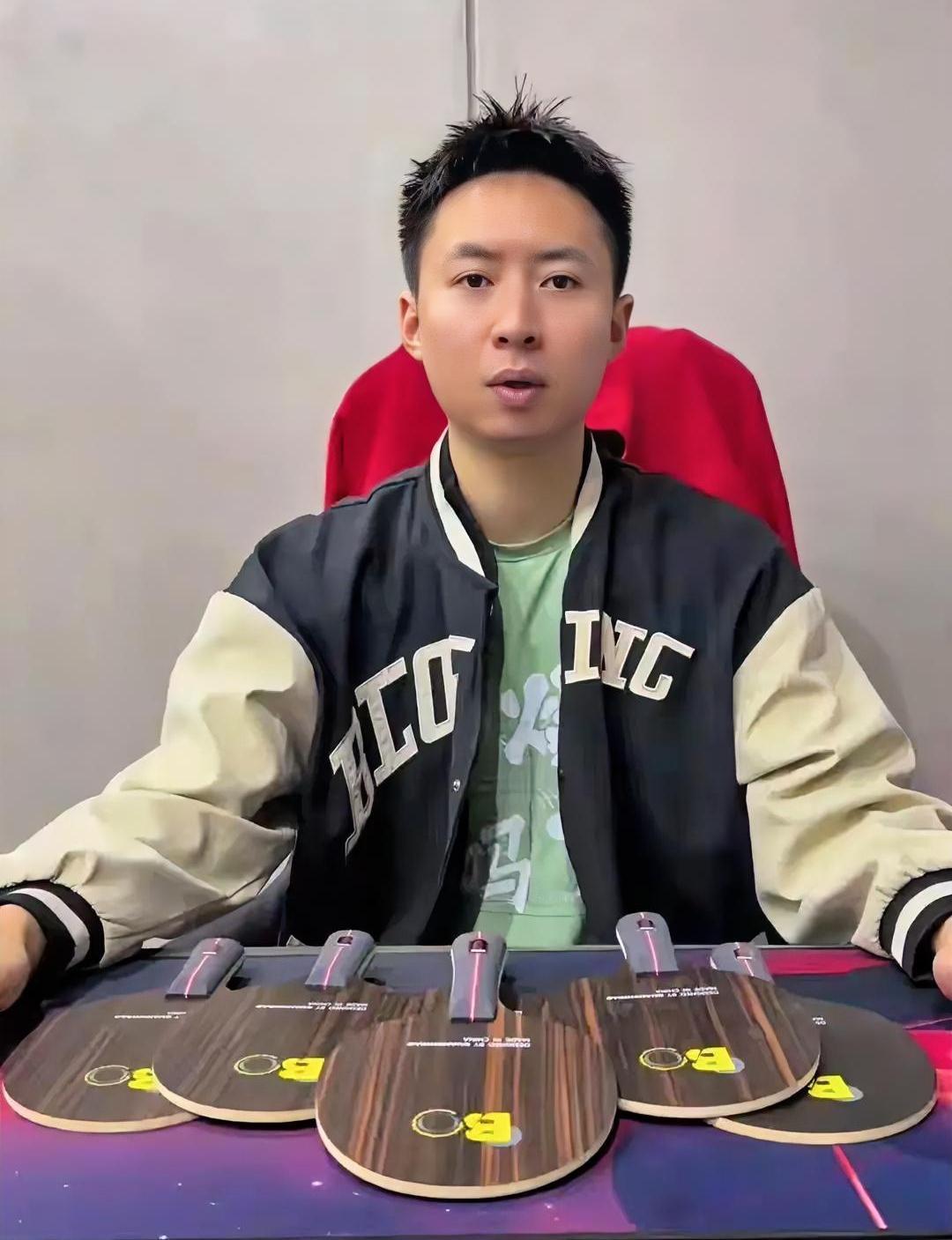 方博国乒生涯的六大遗憾：

1、2015年苏州世乒赛，方博以一匹大黑马杀入决赛，