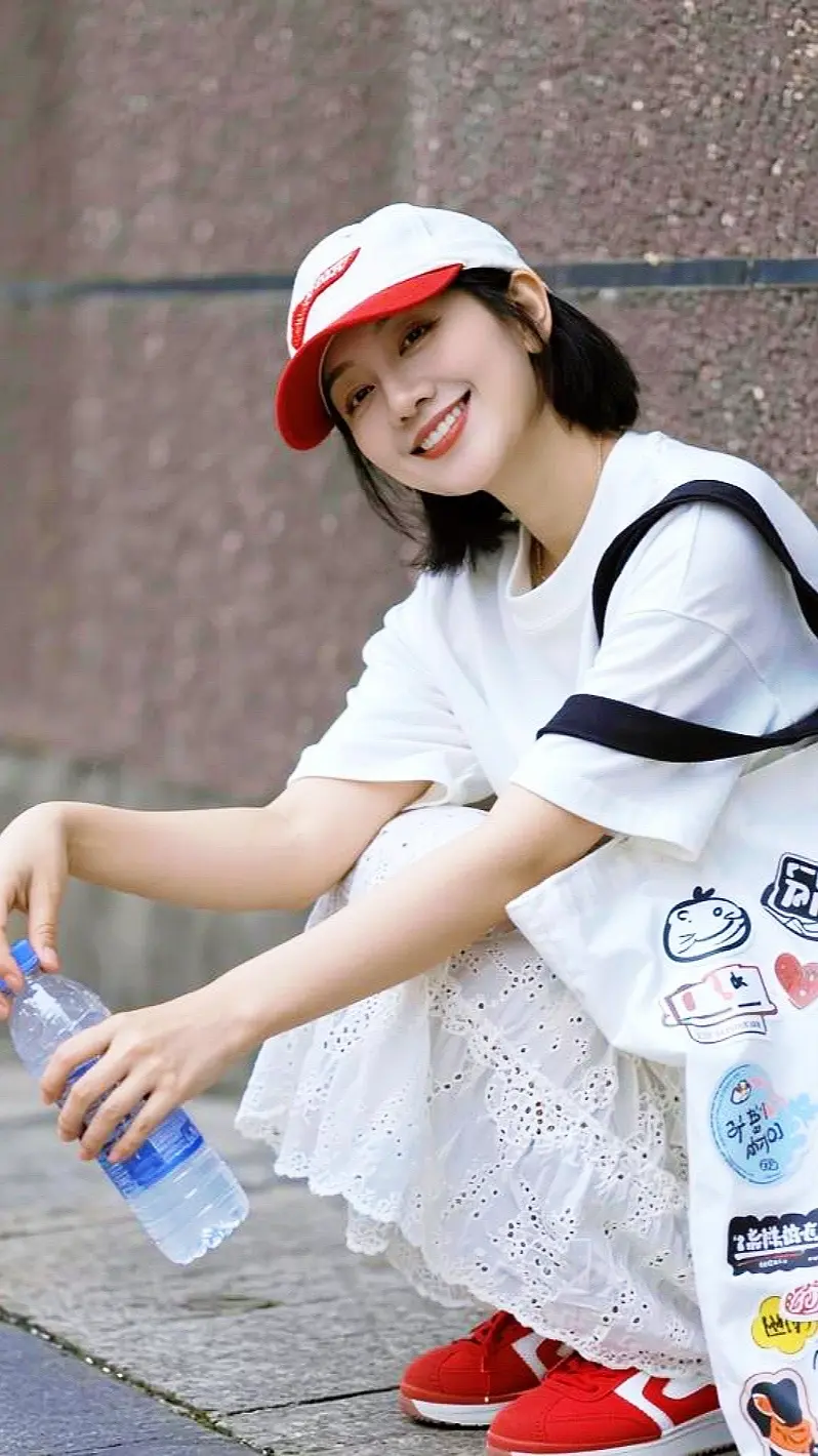 AI日系生活照 ai创作 伙伴计划广告分成玩法达人