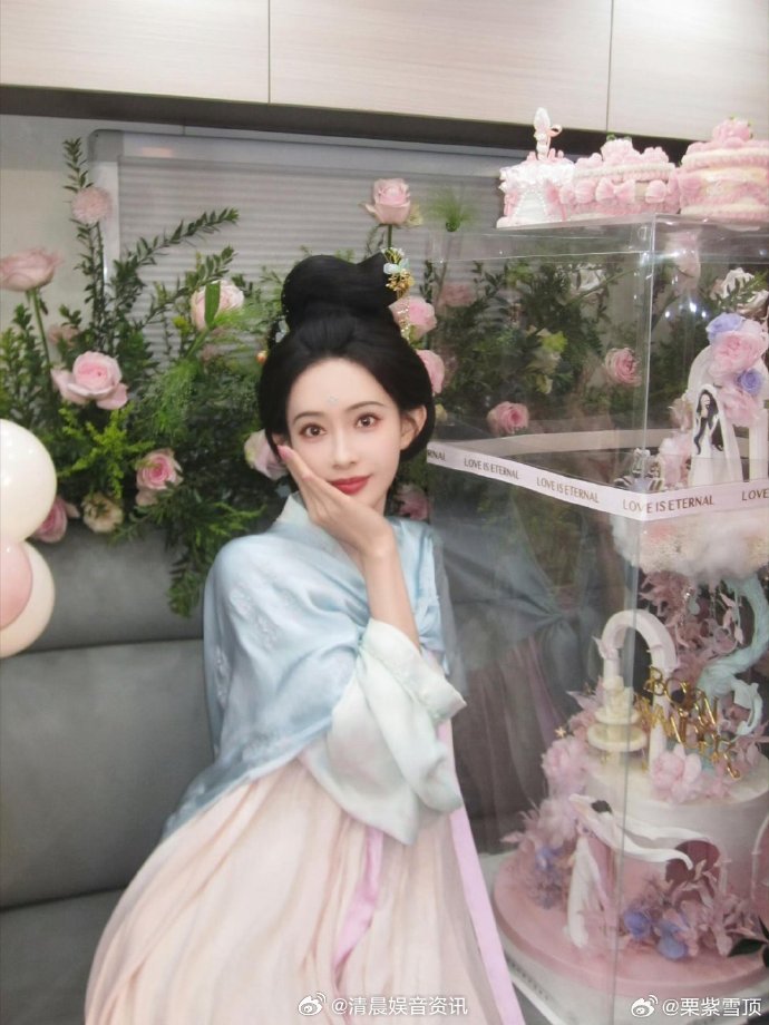 孟子义写给暮晚摇的长文 看得出来孟子义真的很偏爱暮晚摇，长文娓娓道来和亲公主的身