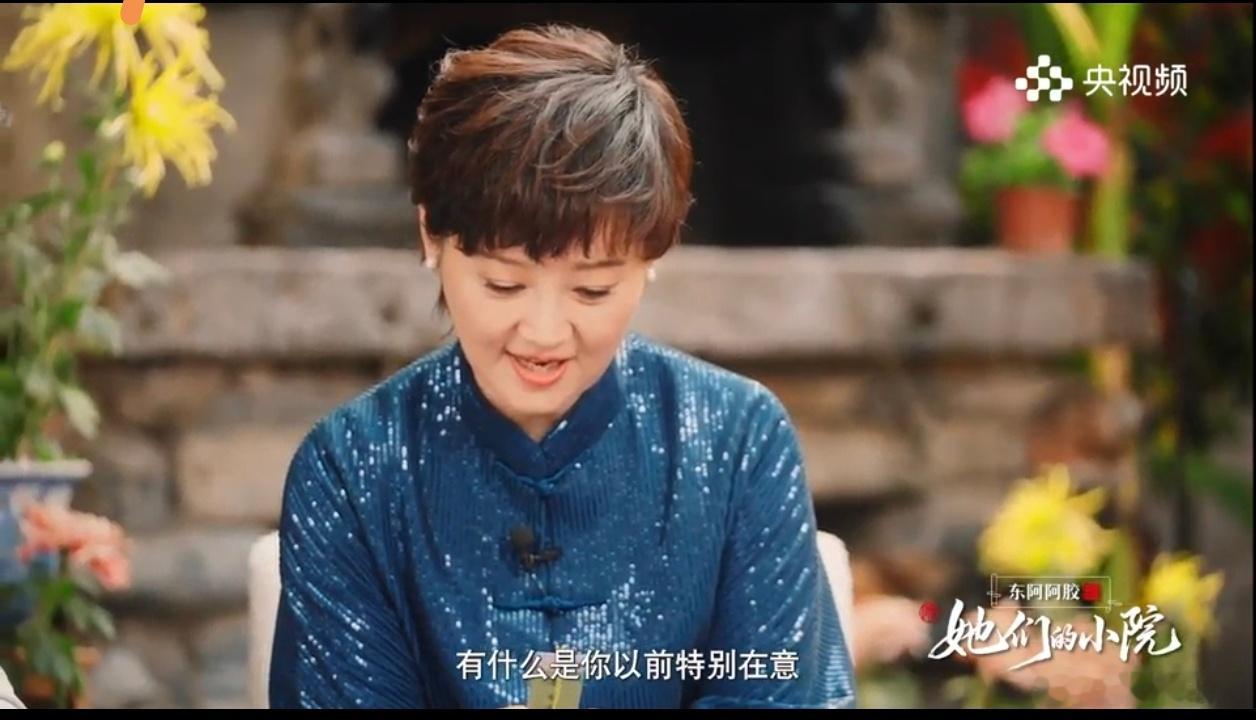 孟鹤堂[超话]徐帆60岁正是闯荡的年纪孟鹤堂回应演员从龙套演起 徐帆六十岁依旧想