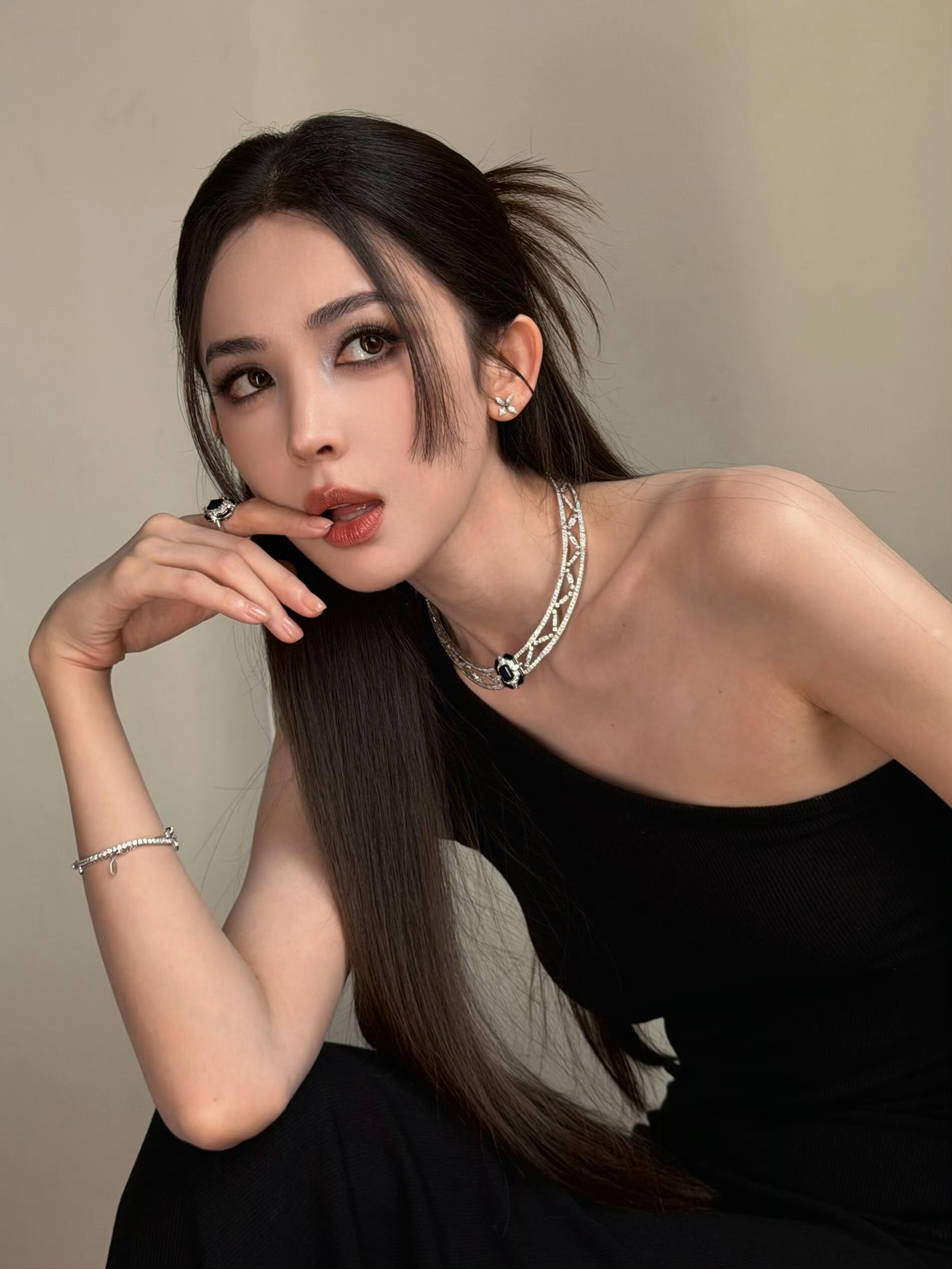 娜扎15年前的北影最美考生我们的宿舍古力娜扎古力娜扎在2011年参加北京电影学院