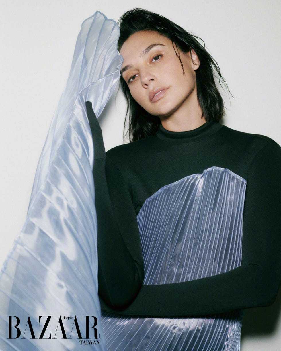 Harper's Bazaar Taiwan 中国台湾版时尚芭莎七月刊，专门飞到
