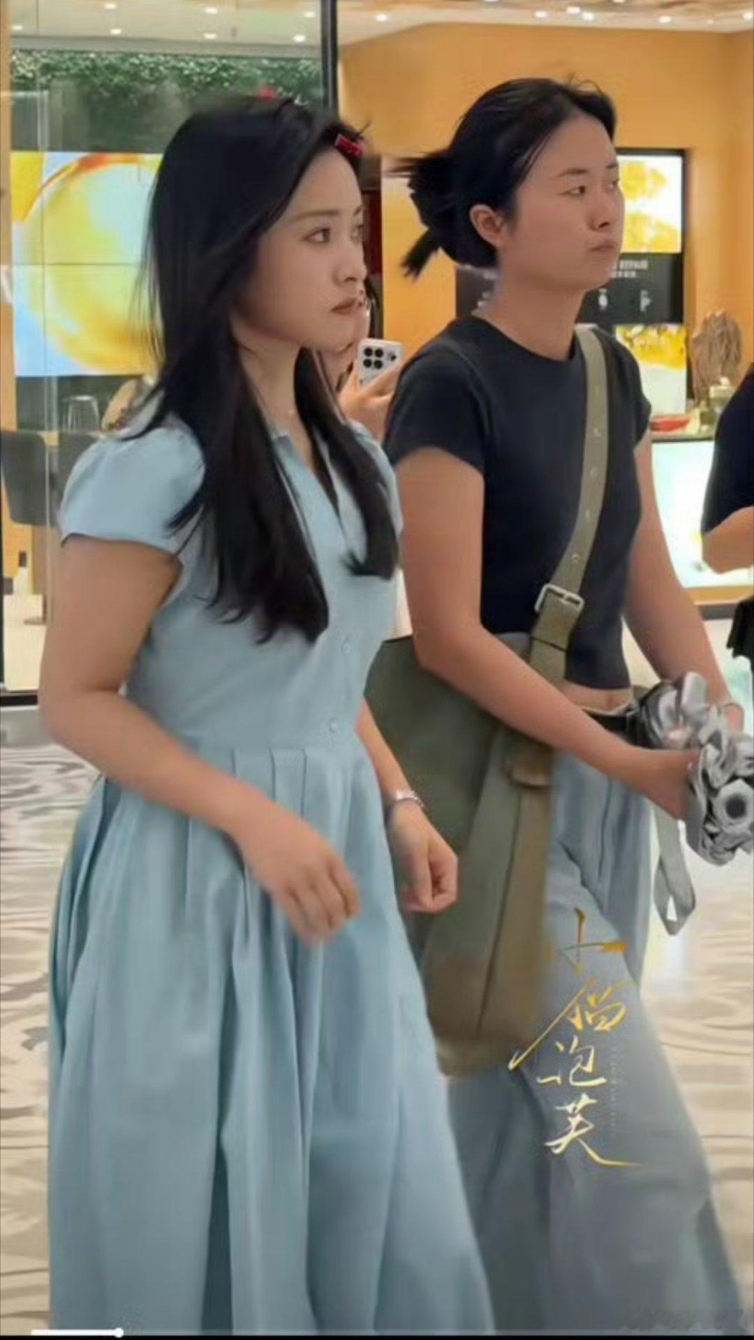 沈月要不出来下 身材都被素人秒了 