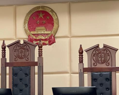 “被白嫖了？”北京一对男女飞机上相识，火速恋爱。为结婚，男方豪转165万女方买房