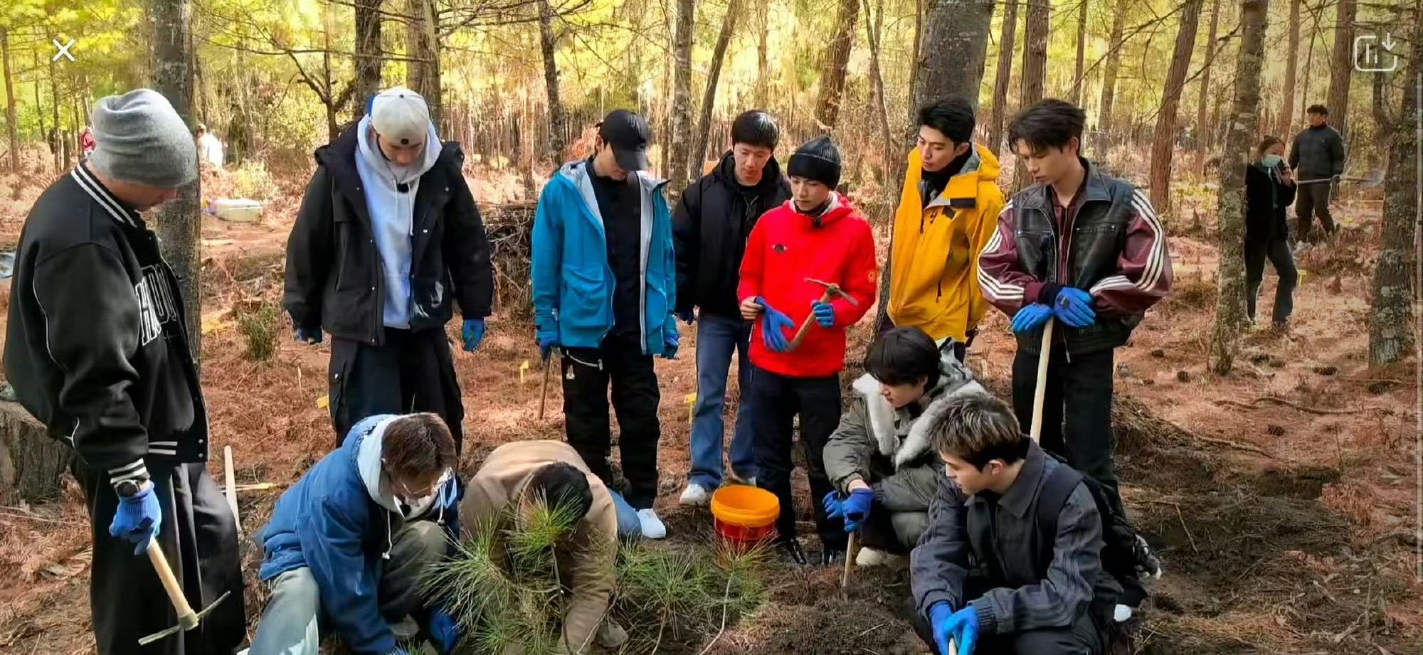 十个勤天应到十人实到十人电子好朋友收到祝福啦！十个勤天元宵开工直播全员集结，少年