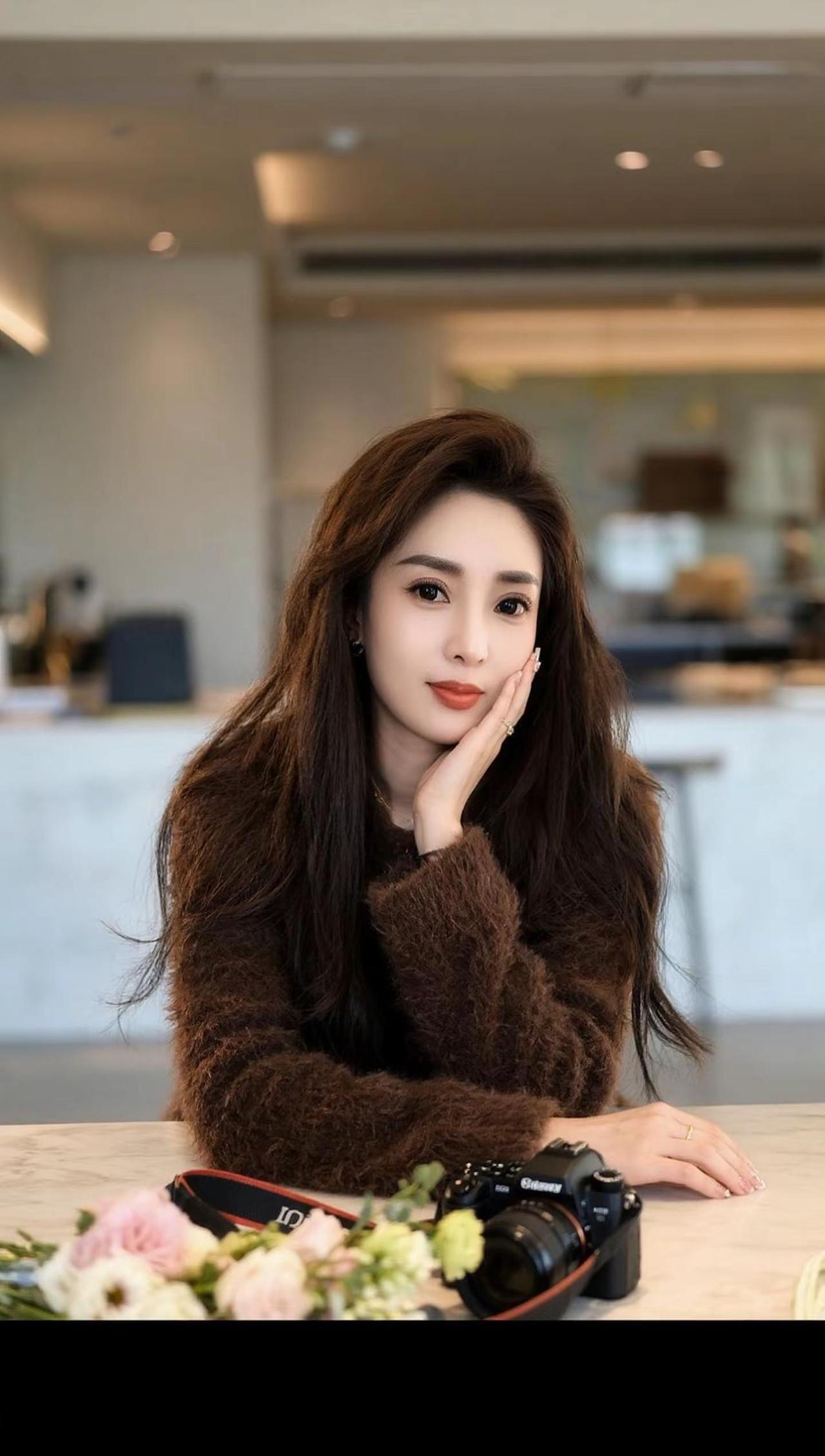 是我回家的那盏橘灯。心中的踏实源于轰隆隆呼噜声。