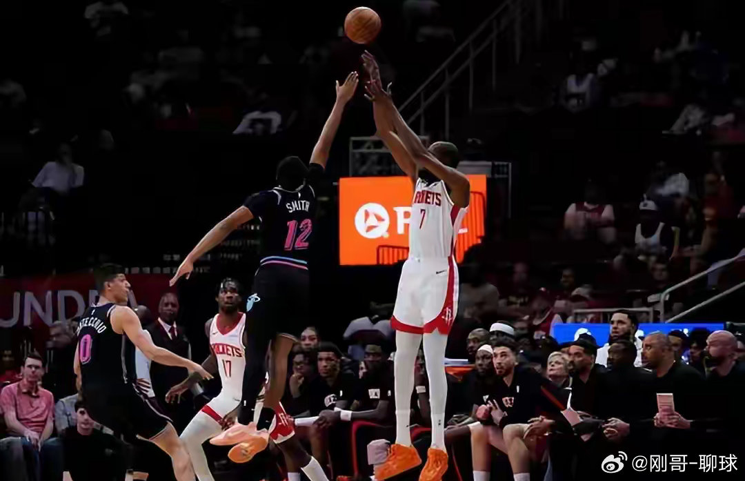 阿门压哨补篮绝杀！杜兰特超乔丹升历史第5 阿德巴约32+21空砍杜兰特超越乔丹位