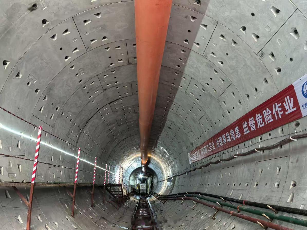 宁波通途西路地下5.4公里管廊主线顺利贯通 6月29日，宁波通途西路（广元大道—