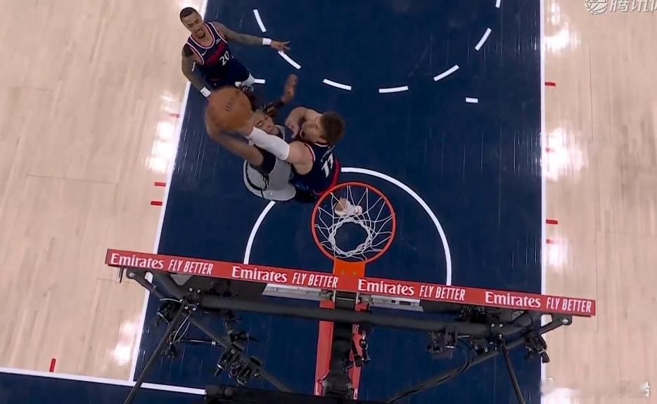 大洛只要要挑战的球，绝对没问题，这球绝壁好帽，就是不知道接触了没！！！卢，还在那