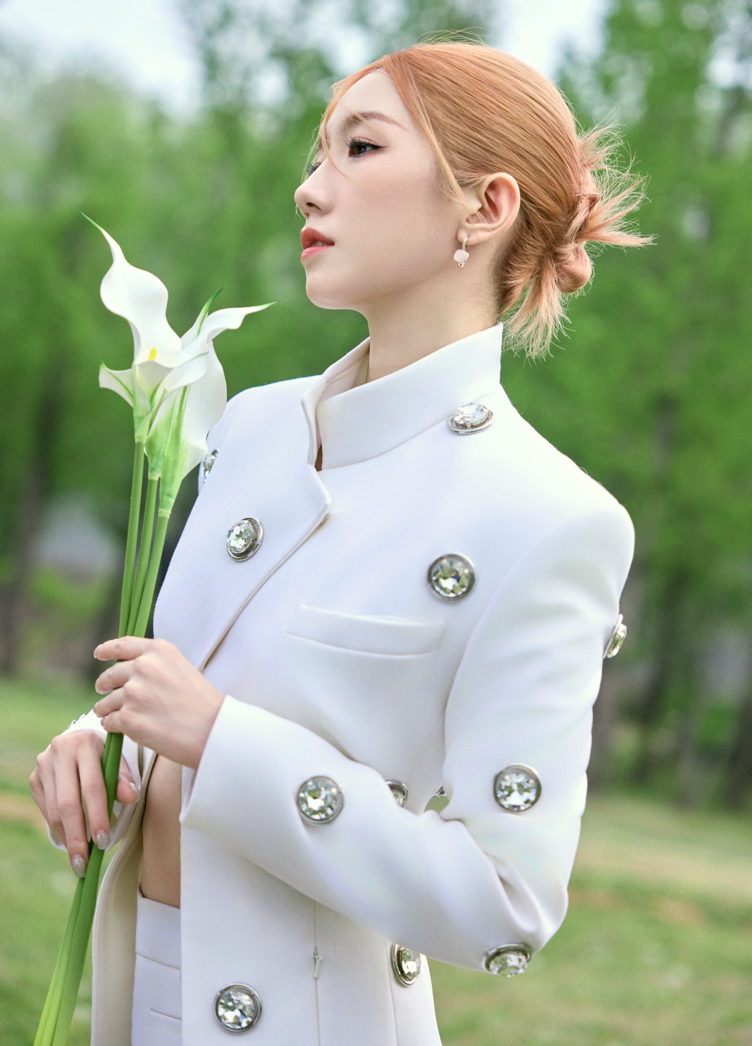 孟美岐 在复制粘贴的时代，你是手写的诗