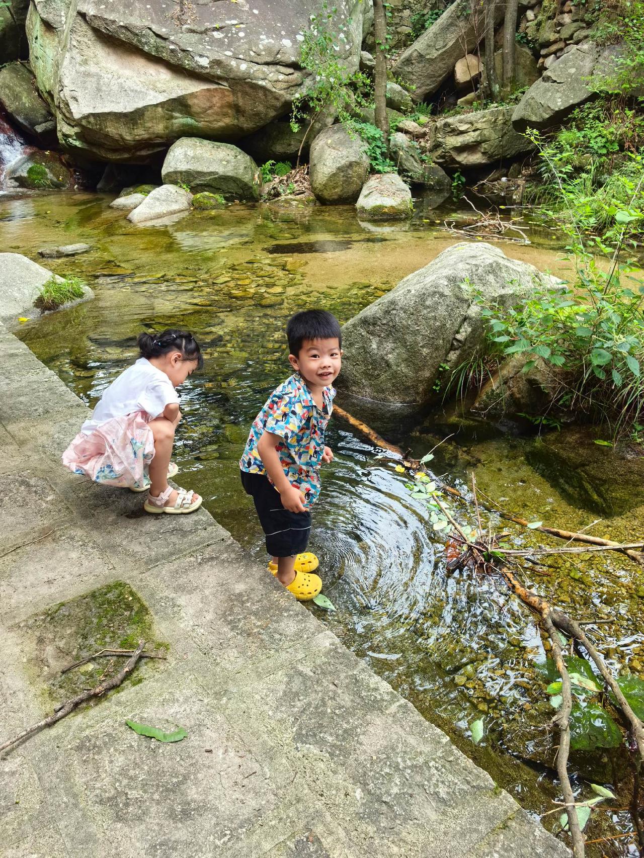 那远山呼唤我，于是我来了
什么烦恼、妄念、执着
链接自然、置身当下的那一刻，都消